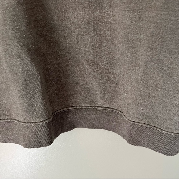 Genetic Los Angeles Short Sleeved Heather Army Sweatshirt from Revolve | M - Picture 4 of 10